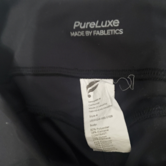 Fabletics Oasis Purelux High Waisted 7/8 Leggings - Picture 5 of 6